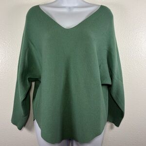 Chloe + Jasmine Elegant Forest Green Knit V-Neck Sweater Top SzM